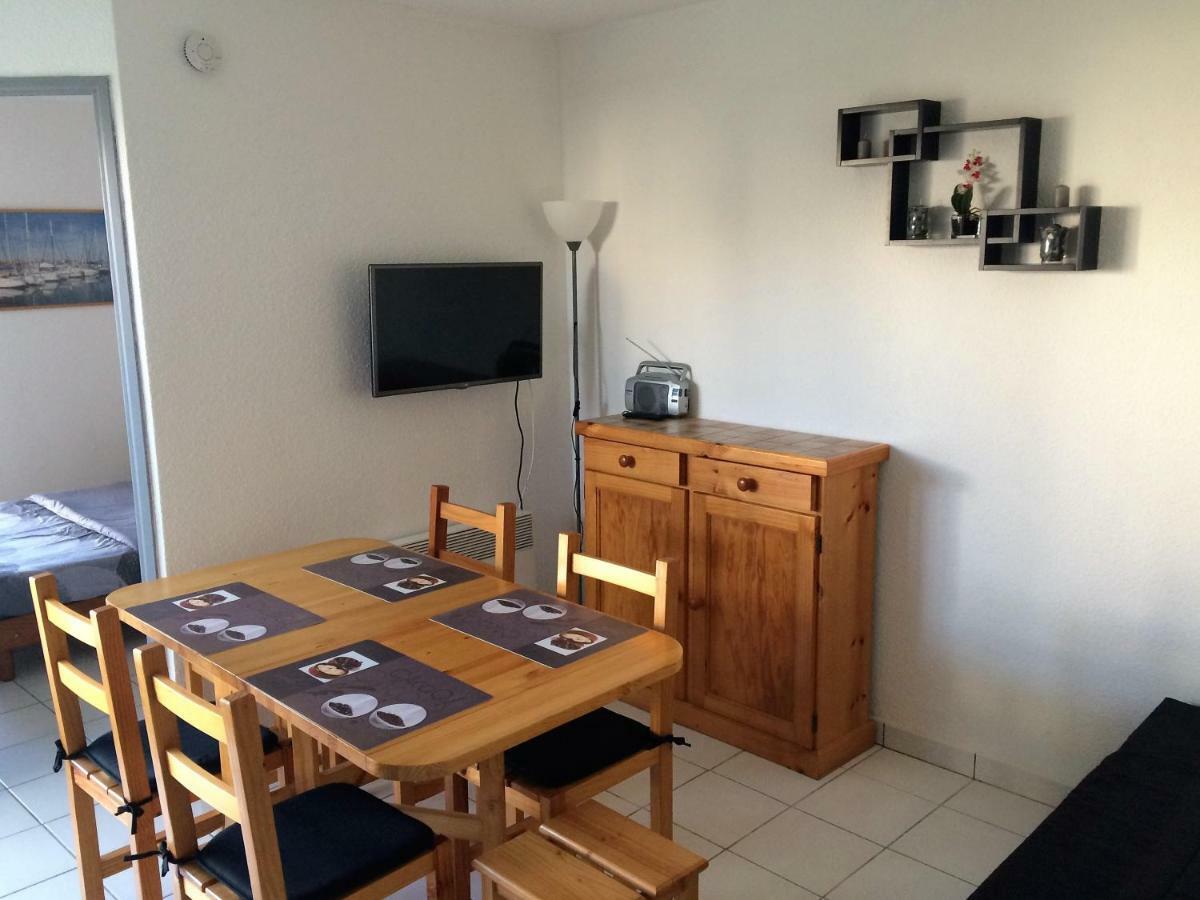 Les Goelettes Apartment *